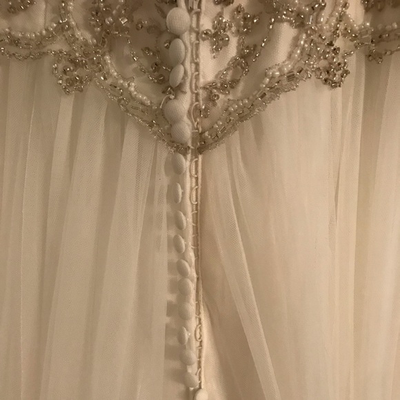 Used Christian Wu wedding dress - Picture 6 of 8